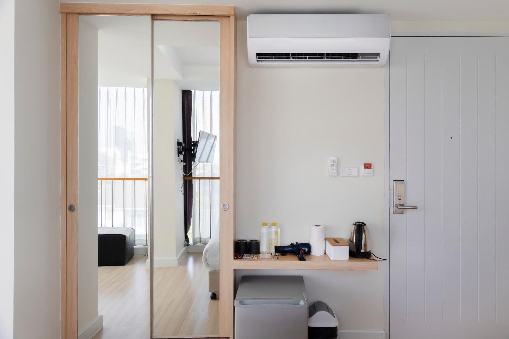 Gp House Express Sukhumvit 81 Hotel Банкок Екстериор снимка