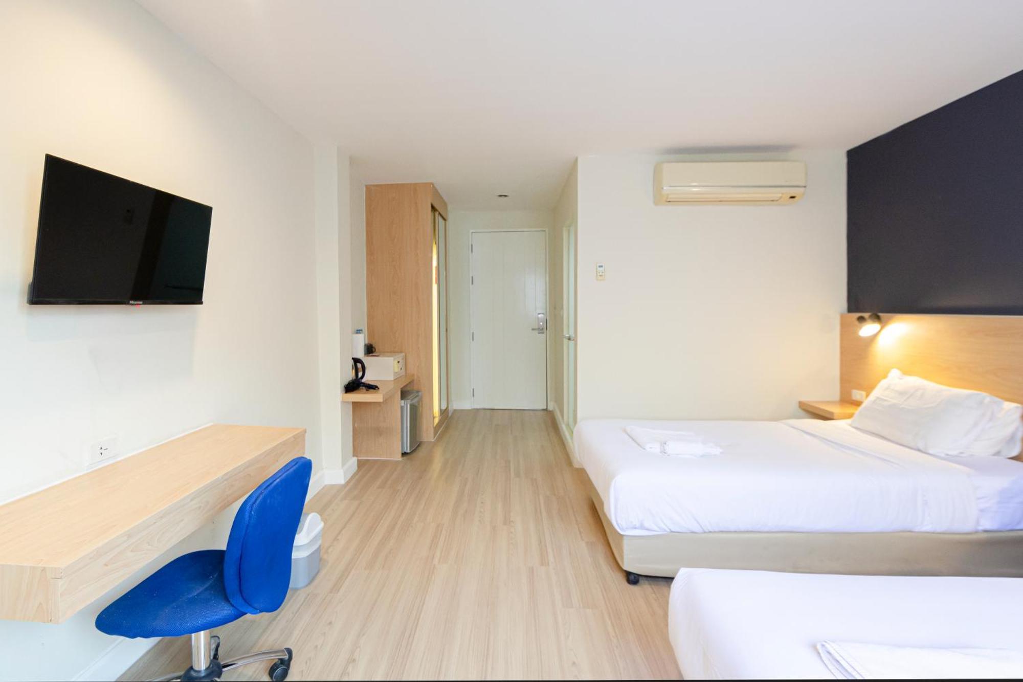 Gp House Express Sukhumvit 81 Hotel Банкок Екстериор снимка