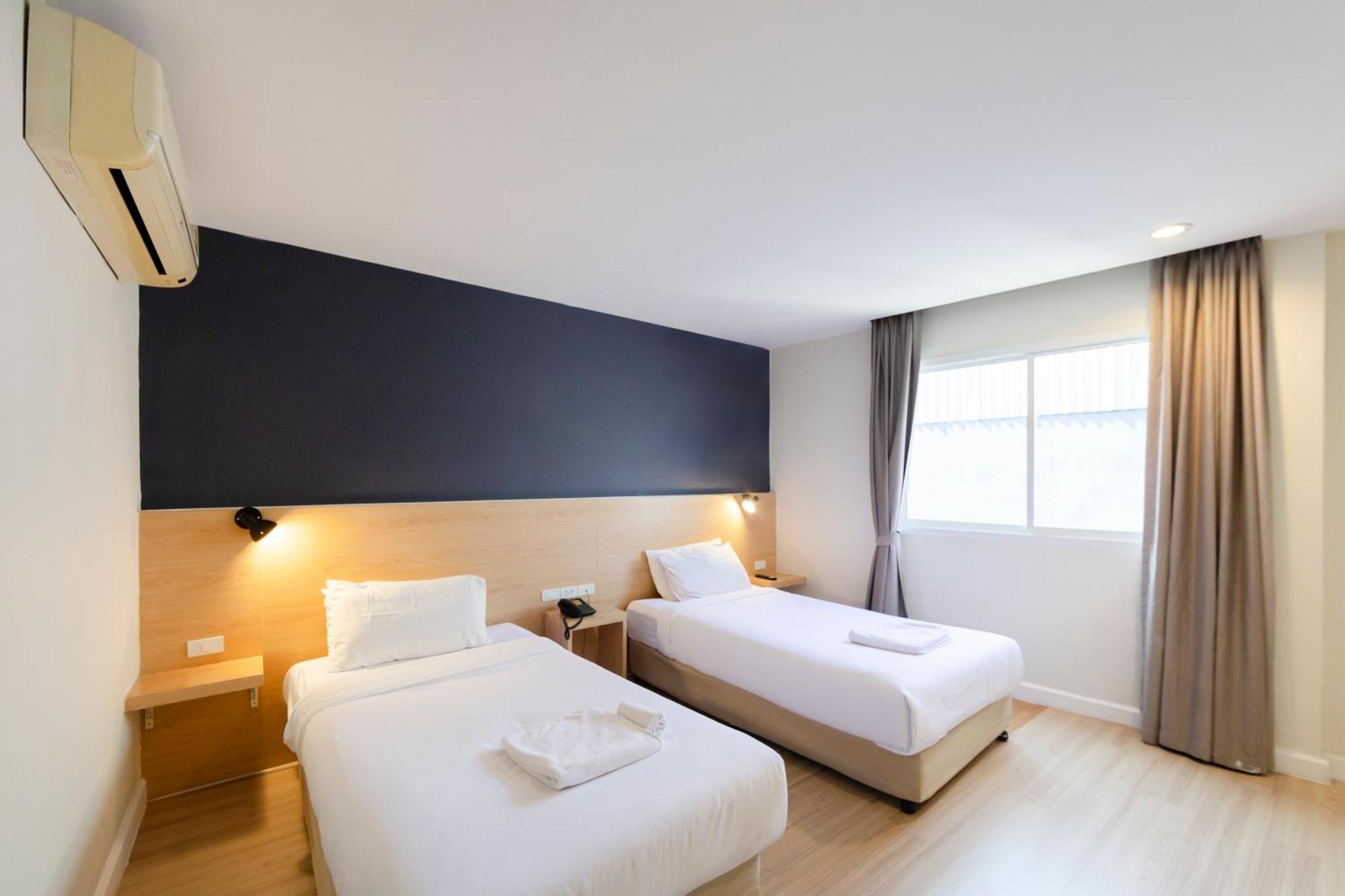 Gp House Express Sukhumvit 81 Hotel Банкок Екстериор снимка