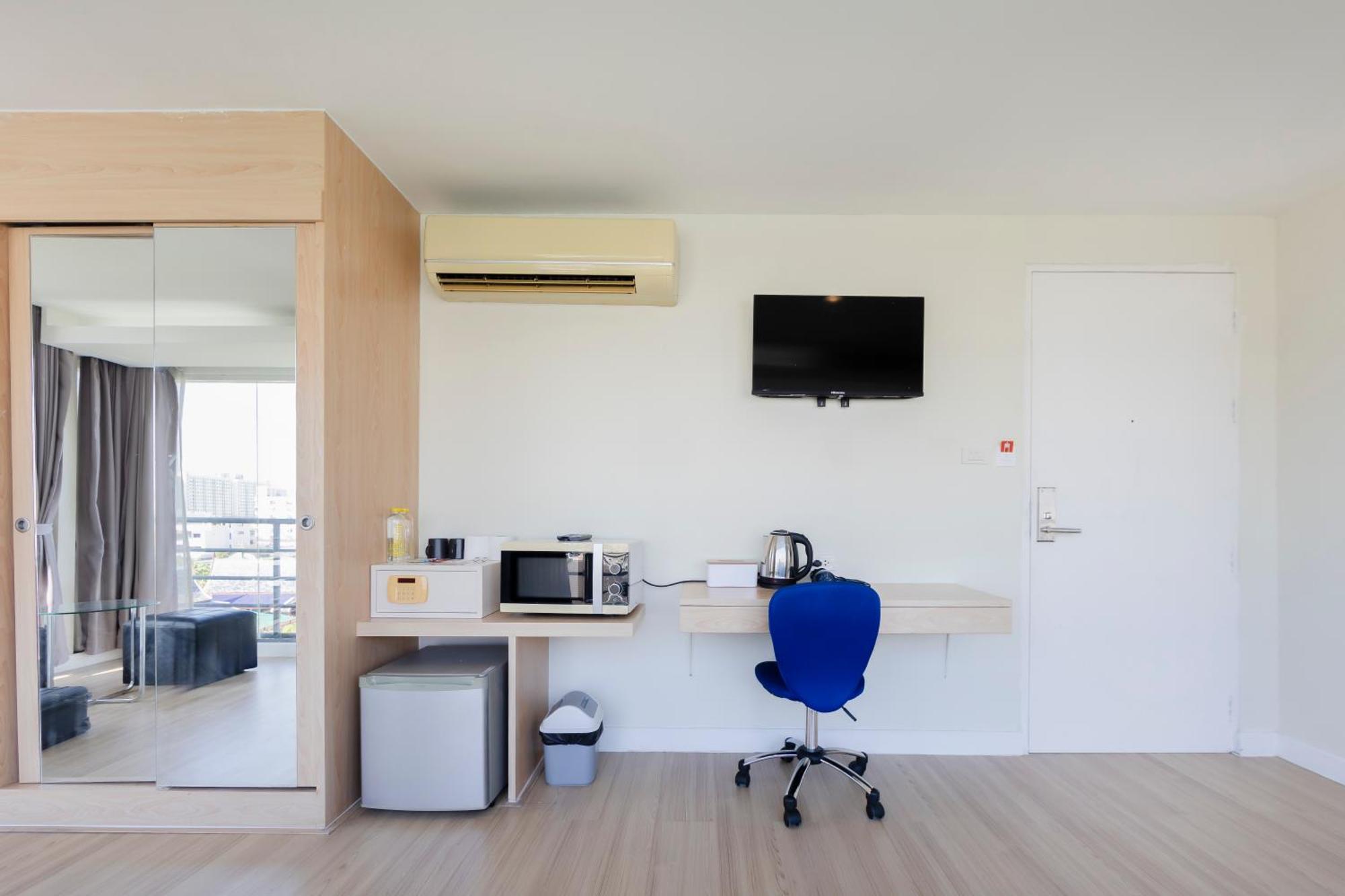 Gp House Express Sukhumvit 81 Hotel Банкок Екстериор снимка